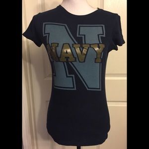 NAVY T-Shirt
